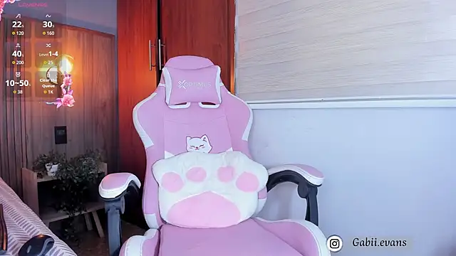 Chat +18 de gabyevans4 ao vivo