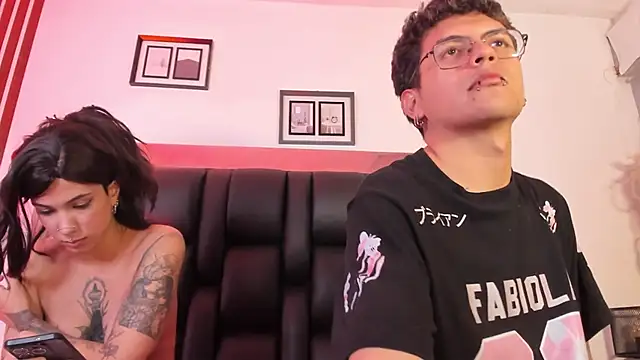 dalhia_and_hades élő XXX-chatje