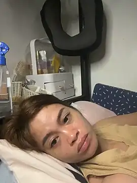 pinay4uwithagoodheart élő XXX-chatje