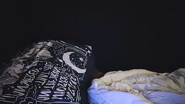 Ilovepussy1911 live XXX chat