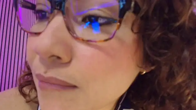 JuliRamirezのライブXXXチャット