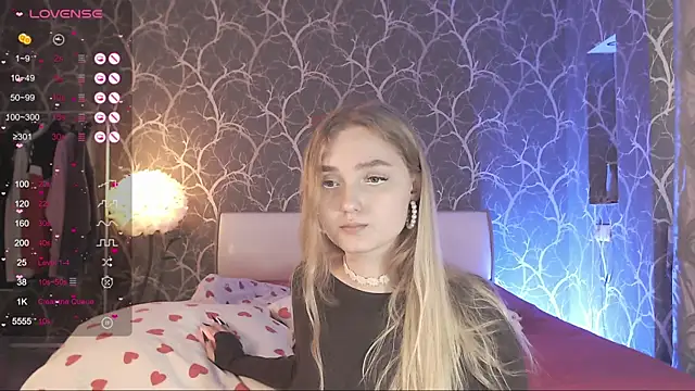 MiaMiaMeow Live XXX-Chat