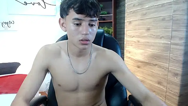 Онлайн чат XXX Ryan_grayx