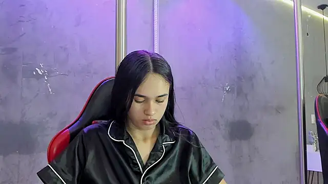 alice__susan élő XXX-chatje