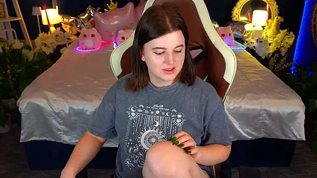 KristiFoxy Chat XXX live