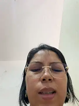 ISABELLA__LUNA XXX чат на живо