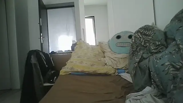 vitalik66679 Adlı Modelin Canlı XXX Sohbeti