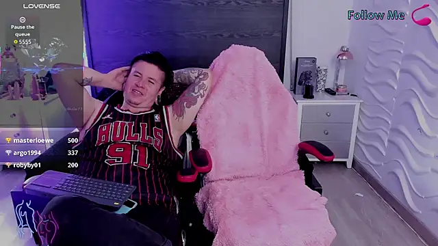 Živý XXX chat inkedsinners_