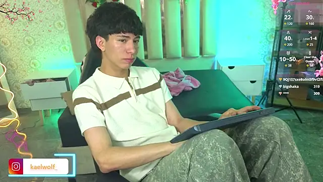 kaelwolf_tay – Naživo XXX chat