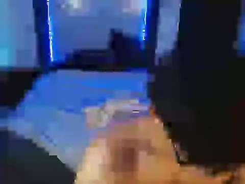 Mr_yisuzz live XXX chat