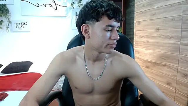 Онлайн чат XXX Ryan_grayx
