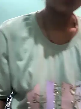 cute_simmy0 现场XXX聊天