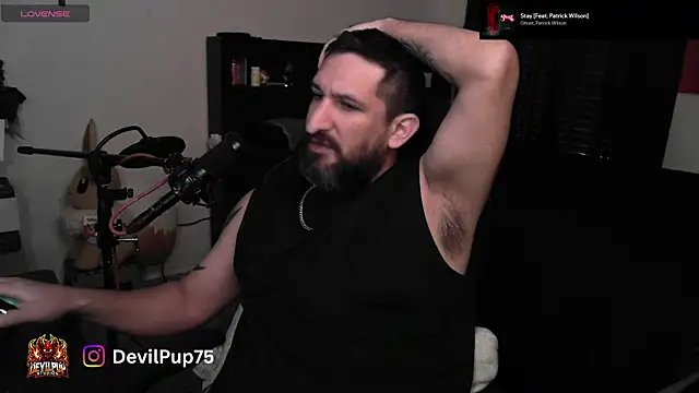 DevilPup75_のウェブカメラショー
