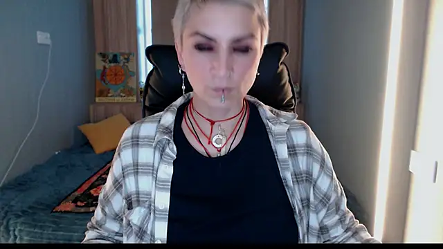 Sweet-n-Strong élő XXX-chatje