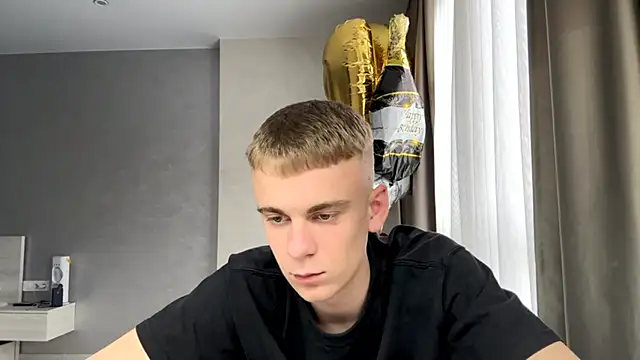 SoloFury Live XXX-Chat