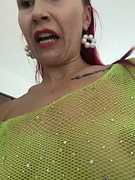 Miss-85 Chat XXX live
