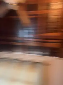 Leonthick's Live XXX Chat