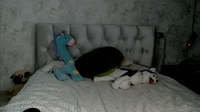 Ella_MillaのライブXXXチャット