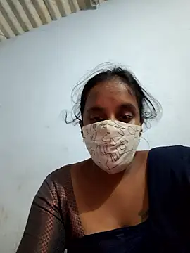 Tamil_Hot_HoneyBee élő XXX-chatje