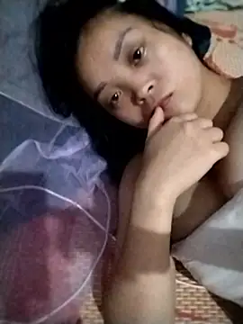 Traem-12's Live XXX Chat