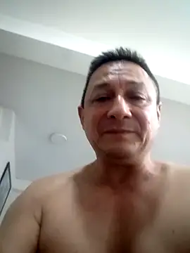 luchoarr – Naživo XXX chat