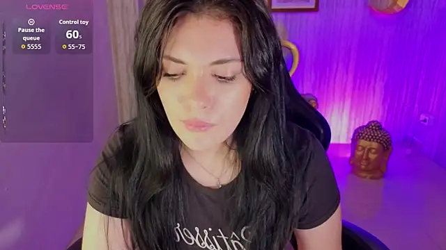 caroline_1s' Live XXX Chat