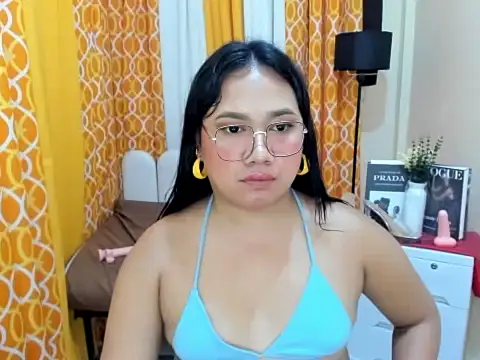 Chatroom XXX en direct de BigCockLexie