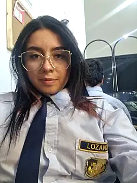 Chat +18 de Angela__05 ao vivo
