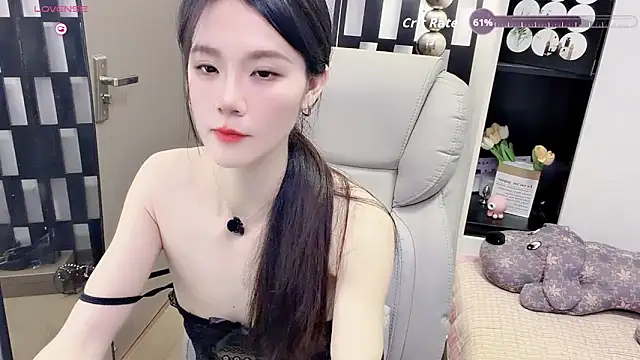 Yueyue-MM élő XXX-chatje