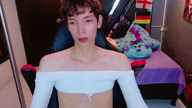 Stefany_PiInkのライブXXXチャット