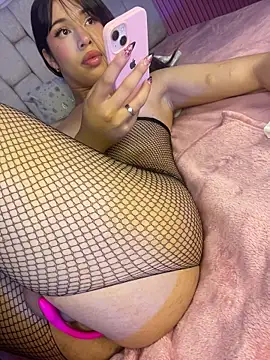 DollCamila – Live XXX-chat