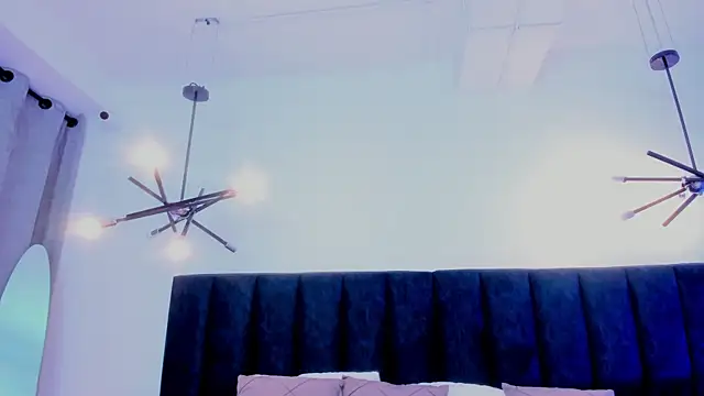 XXX chat uživo modela pucca7