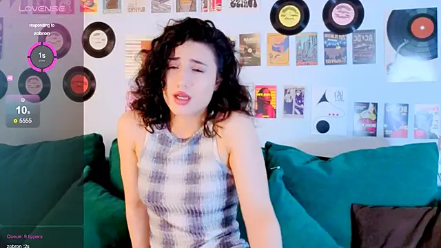 Chatroom XXX en direct de Maya_Rogerss