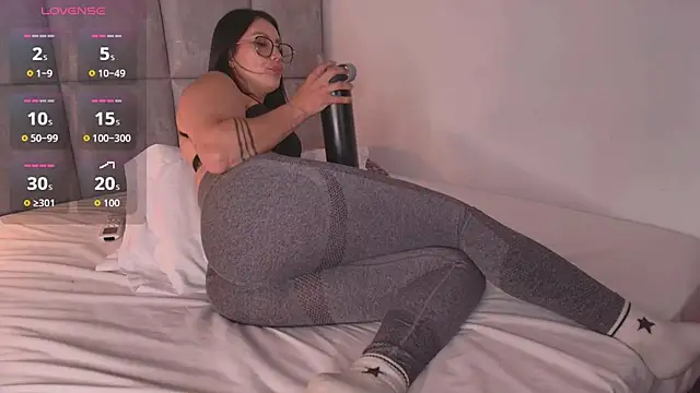 VaniaaCalloway's Live XXX Chat