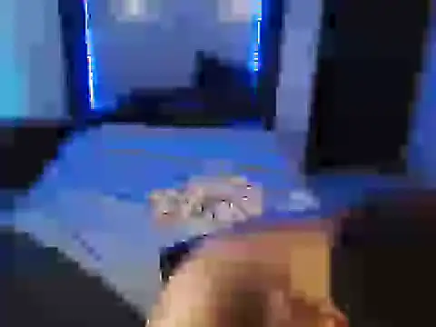 Mr_yisuzzのライブXXXチャット