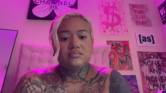 AveryLeeLane's Live XXX Chat