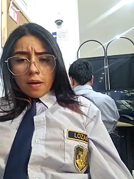 Chat +18 de Angela__05 ao vivo