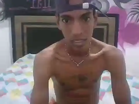Chatroom XXX en direct de AlbertBigCock