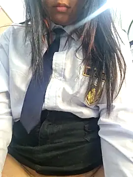Angela__05 élő XXX-chatje
