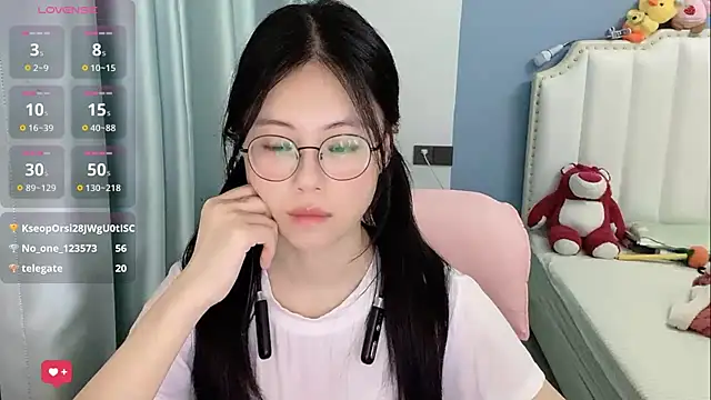 Luna-666's Live XXX Chat