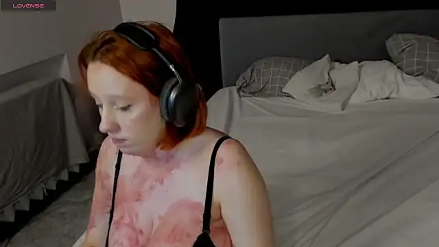 Chat +18 de Maya_foxy ao vivo