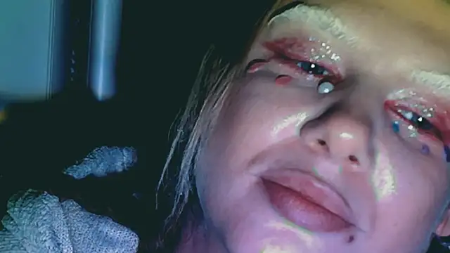 Živý XXX chat VivienDarkbloom