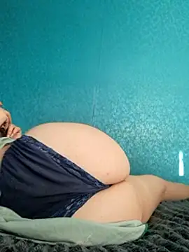 Rozaaaaforyoubigboob Chat XXX in diretta