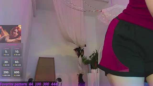 Czat XXX na żywo – Elli3cat