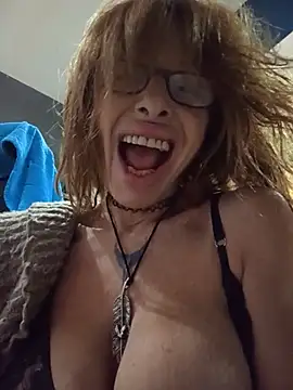 FrozenWaffle – Naživo XXX chat