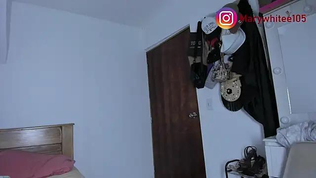 marywhitee__n Live XXX chat