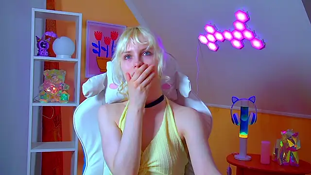HannahHollis' Live XXX Chat
