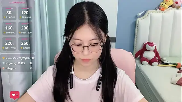 Luna-666 Chat XXX live