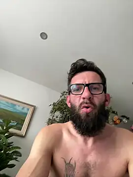 Michel_huge: διαδικτυακό σόου στην κάμερα