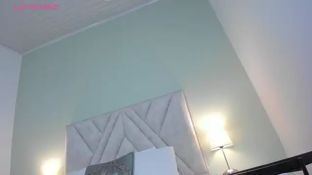 nova_silk – Naživo XXX chat